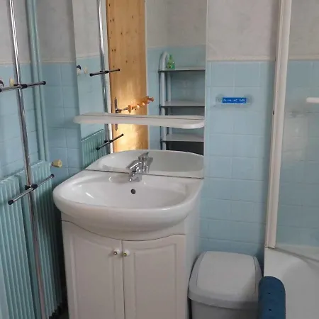 4 Pers, Balcon, Centre Valloire, Proche Telecabine, Commerces Et Loisirs - Fr-1-263-38 *